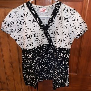 Women’s Scrub Top